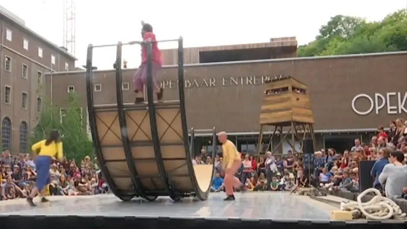 Hoofdafbeelding voor artikel Het Cirklabofestival brengt…