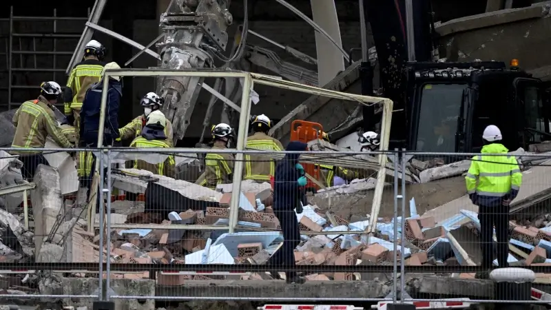Arbeider van 36 uit Tremelo komt om het leven nadat loods in Antwerpen instortte