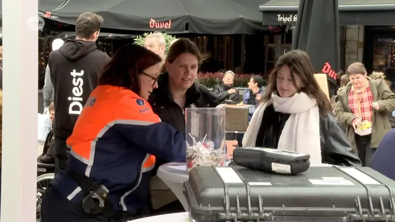 Hoofdafbeelding voor artikel Politie Demerdal opent stand…