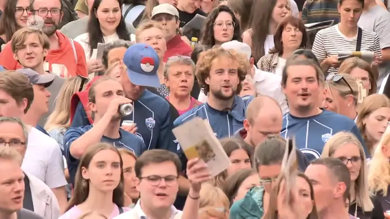 Kersteditie van Leuven Zingt verhuist naar Oude Markt