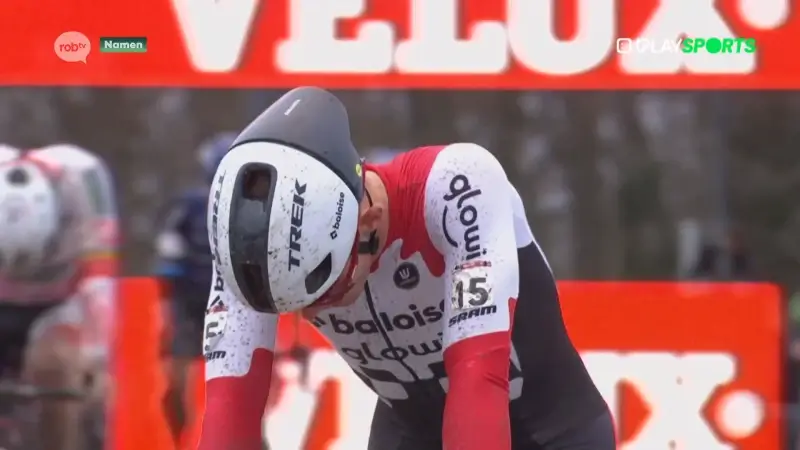 Thibau Nys drijft Van der Poel tot uiterste in Namen, Nys blijft leider in Wereldbeker