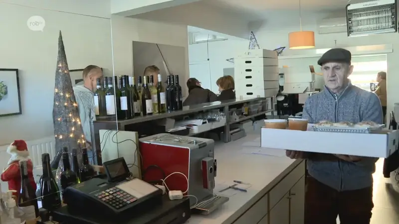 Ook traiteurs beleven drukke dag vlak voor kerstavond: "We zijn hier dag en nacht mee bezig"