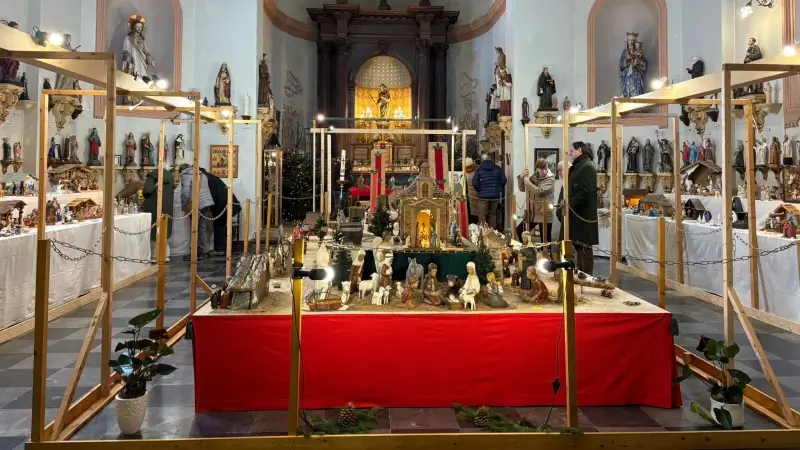 In Diest worden 300 kerststallen tentoongesteld in de Allerheiligenkapel: "Uit 30 verschillende landen"