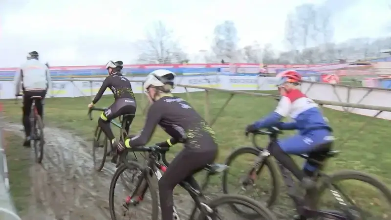 Morgen opnieuw GP Sven Nys: "Thibau Nys is niet kansloos tegen Mathieu Van der Poel"