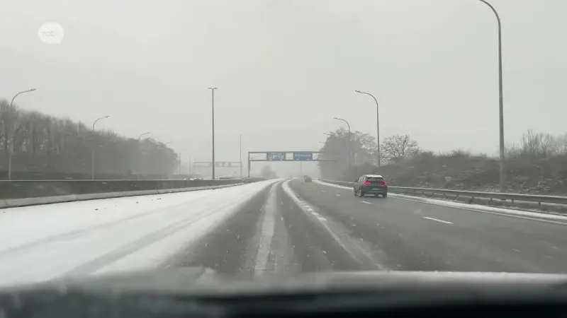 Wandelaars en lopers trotseren eerste sneeuw, provinciedomein het Vinne ligt er schitterend bij: "Het uitzicht is prachtig"