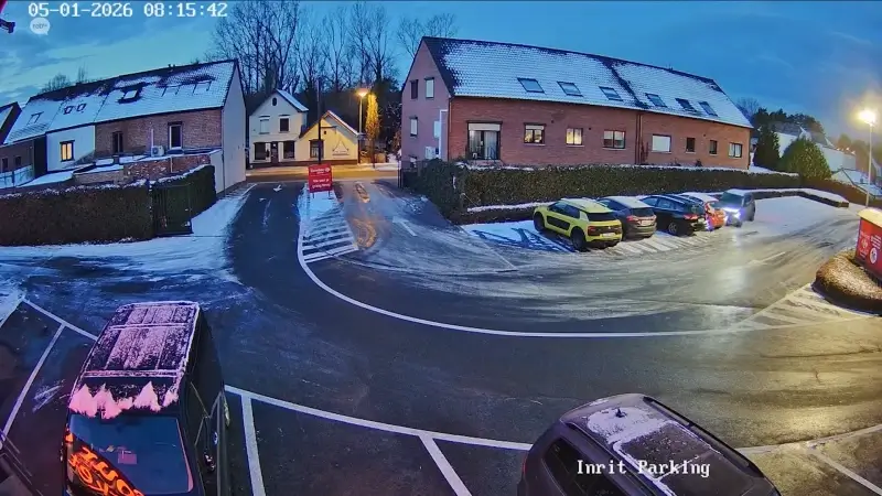 Auto slipt op parking Carrefour Tremelo en pleegt vluchtmisdrijf: "We weten om welke klant het gaat"