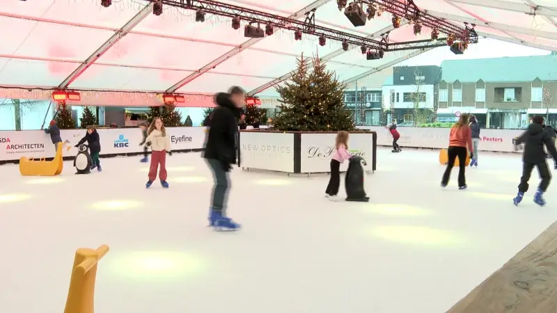 Opnieuw 11.500 bezoekers wagen zich op het ijs tijdens Keerbergen Schaatst