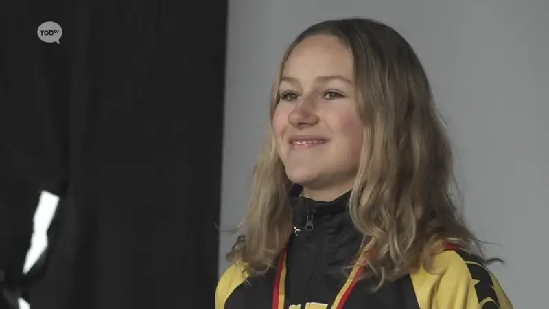 Hoofdafbeelding voor artikel HERBELEEF dag 1 BK veldrijden:…