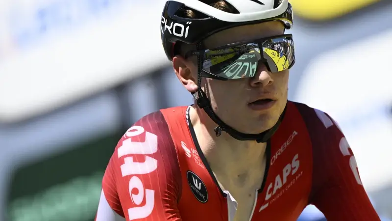 Hoofdafbeelding voor artikel Lennert van Eetvelt stapt…