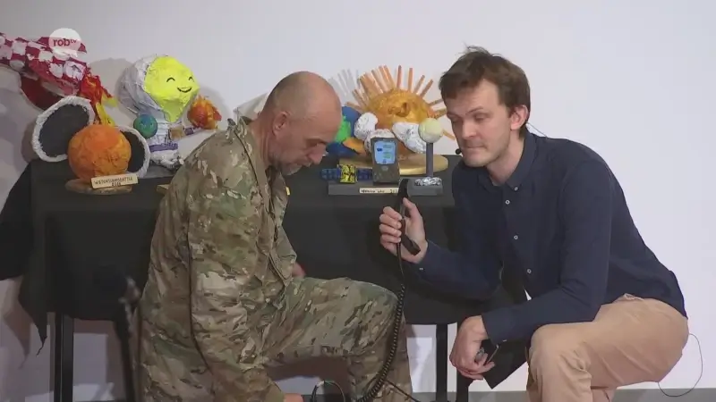 2700 kinderen stemmen op de duidelijkste wetenschapper tijdens de Wetenschapsbattle: "Cool dat er echte experimenten bij waren"