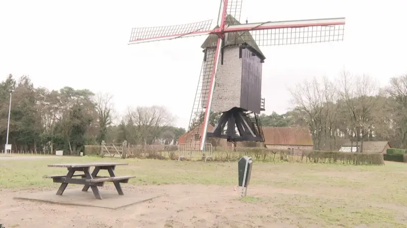 N-VA Keerbergen wil dat gemeente overlast aan Heimolen aanpakt: "Rijden rond met brommers en gooien bommetjes"