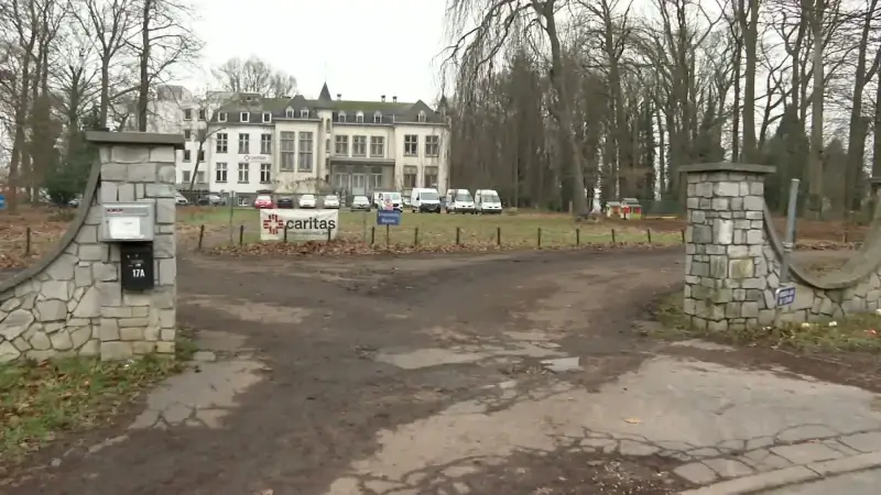 Provinciegouverneur verwerpt klacht van Vlaams Belang tegen burgemeester Kris Peetermans (BlauwSZ) in dossier Peeterskasteel