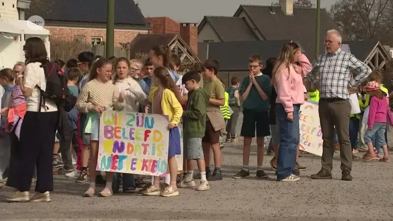 Geetbets organiseert mars voor verdraagzaamheid: meer dan 300 leerlingen wandelen mee