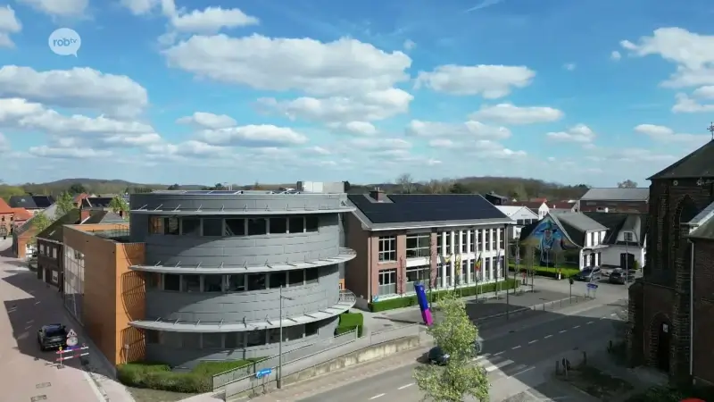 Ex-financieel directeur gemeente Rotselaar onterecht ontslagen: "Ze hebben hem als klokkenluider buitengezet"