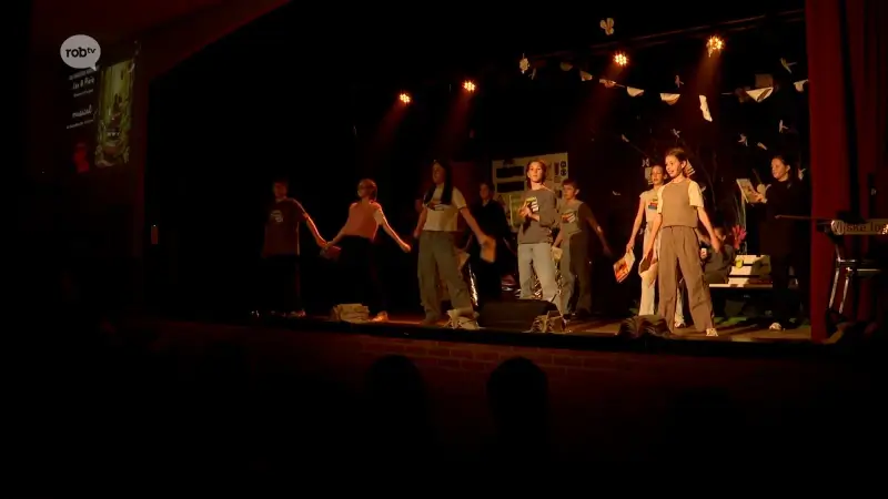 Leerlingen van Sint-Annaschool in Baal schitteren tijdens musical Lex en Pixie: "Geschreven door 4 leerkrachten"