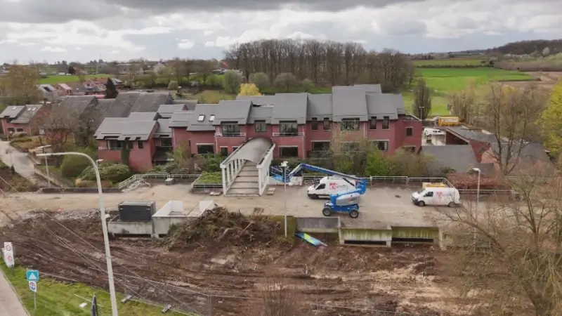 Fluvius start met afbraak van voormalige PBE-gebouw langs Diestsesteenweg in Lubbeek, nieuw kantoorgebouw eind 2027 klaar