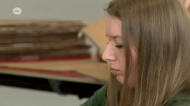 Kartonnen dozen krijgen nieuw leven bij project van VLAIO, UCLL en Blankedale in Tienen: "Beter om materiaal langer in omloop te houden"