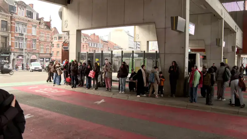 4 op de 10 bussen in onze regio rijdt vandaag niet door protestactie tegen besparingen bij De Lijn