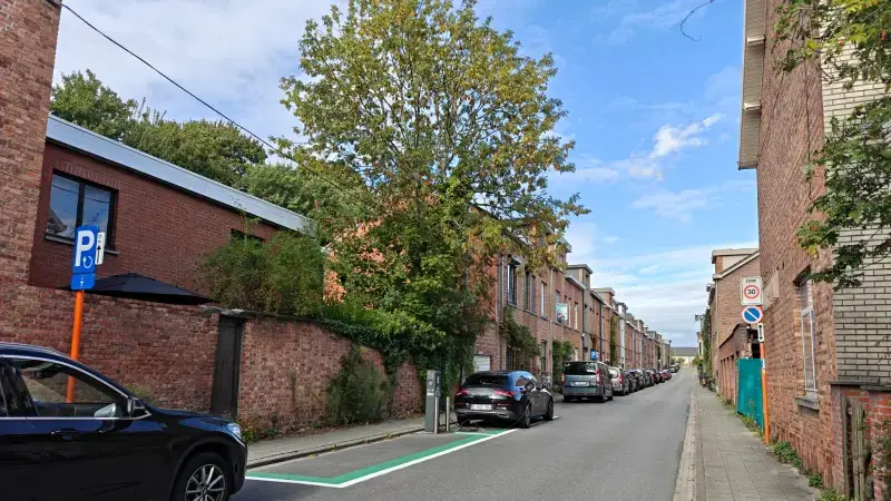 Man van 31 uit Leuven die oom meerdere keren steekt met schroevendraaier krijgt 7 jaar cel: "Rechtbank ziet aanval als poging om te doden"