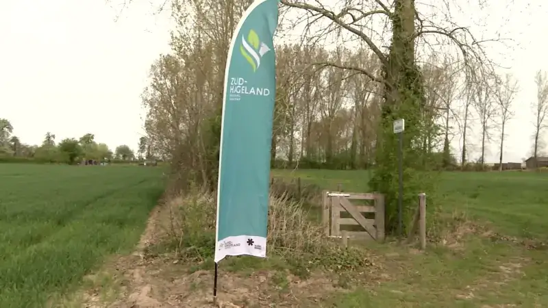 Nieuw wandelpad met rustplek geopend in Neerlinter