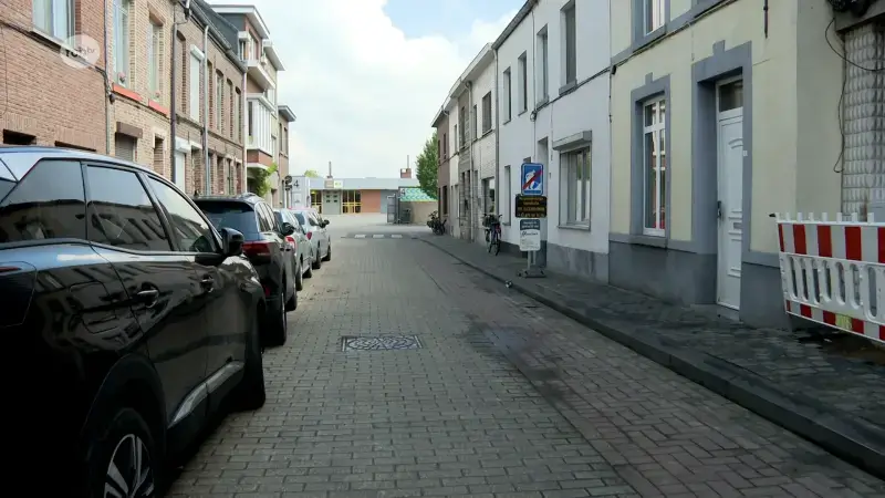 Stapel papier en karton veroorzaakt vannacht brand in het centrum van Diest: "In brand gestoken, maar gaan voorlopig niet uit van kwaad opzet"