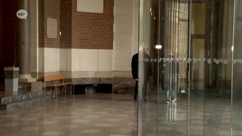 Pleidooien op proces over lezing Dries Van Langenhove in gebouw KU Leuven gestart: "Ik heb enkel en alleen de waarheid gezegd"