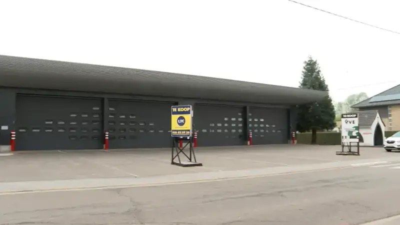 Stelplaats van Multiobus in Budingen staat te koop