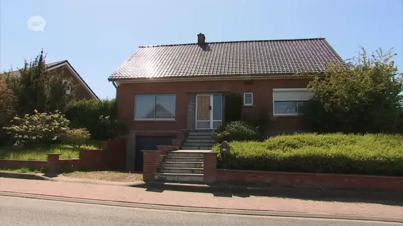 Cannabisplantage ontdekt in Stroobantsstraat in Huldenberg, twee mensen opgepakt