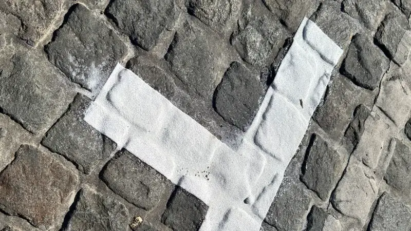 Hoofdafbeelding voor artikel Nieuwe wegmarkeringen op parkeerplaatsen…