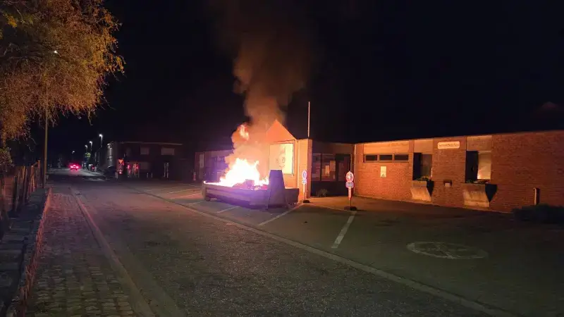Container aan gemeenteschool in Pellenberg uitgebrand