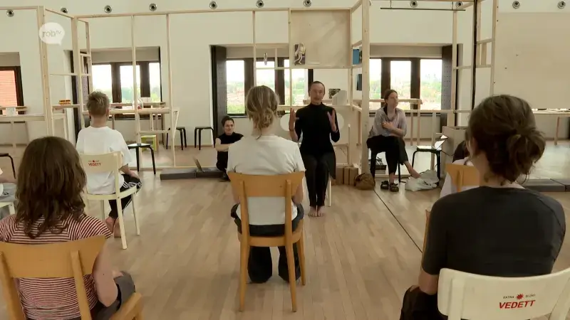 Publiek krijgt unieke blik achter de schermen van dansrepetities tijdens festival 'Body of Work' in STUK