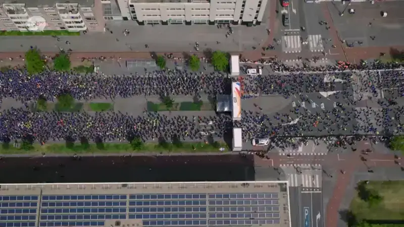Arthur Vansteenkiste uit Winksele wint Wings For Life World Run Breda en loopt 4de tijd op 300.000 deelnemers wereldwijd