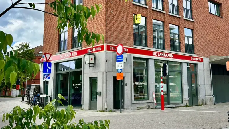Een vertrouwde plek keert terug: café De Lantaarn heropent in het weekend van 29 mei