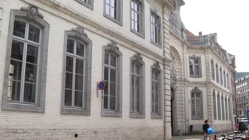 Het Luxemburgcollege in Leuven komt opnieuw in handen van het gemeenschapsonderwijs