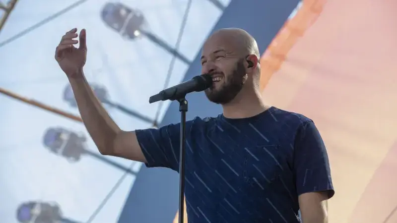 Stan Van Samang viert twintig jaar carrière met show in het Depot