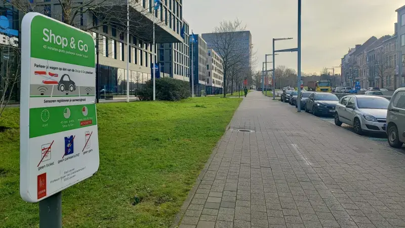 Boetes voor shop-and-go of kiss-and-rideplaatsen in Leuven voortaan dubbel zo duur: "Misbruik tegengaan"