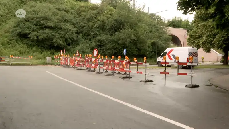 Sint-Gertrudisstraat in Landen al sinds gisteren afgesloten door waterlek