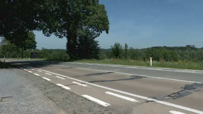Vanaf maandag 5 dagen hinder op Tiensesteenweg in Bierbeek door vernieuwing betonplaten