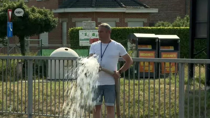 Wijgmaal Brug zet uit door de hitte: "Afspoelen zodat hij opnieuw sluit"