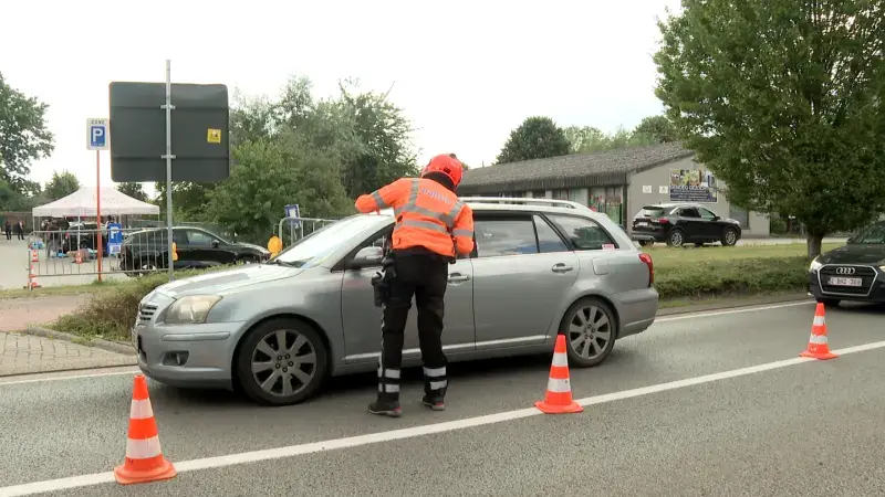 24 festivalgangers betrapt met drugs tijdens politiecontrole tijdens intrede van de Hive: "Veel meer soorten drugs dan andere jaren"