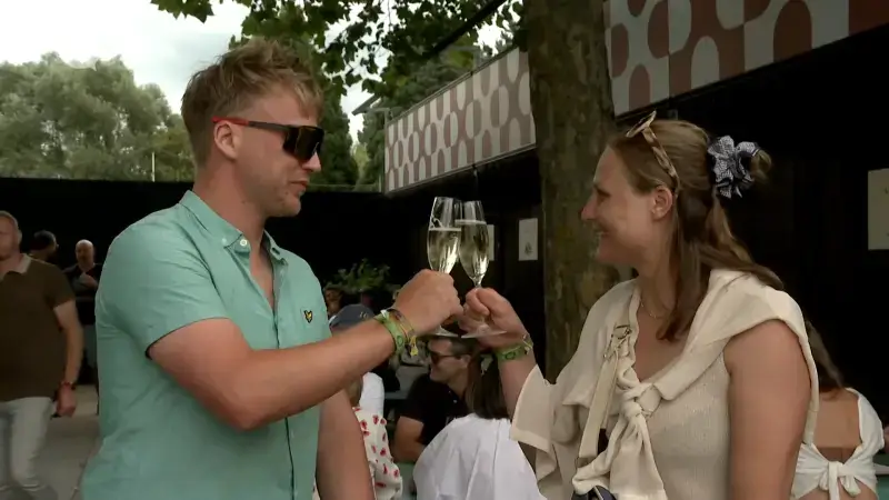 Hoe is het met de portemonnee van de festivalgangers na vier dagen Werchter? "Hierna een maand droge boterhammen"