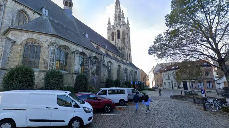 Man (49) neergestoken in Halfmaartstraat Leuven: "Buiten levensgevaar"