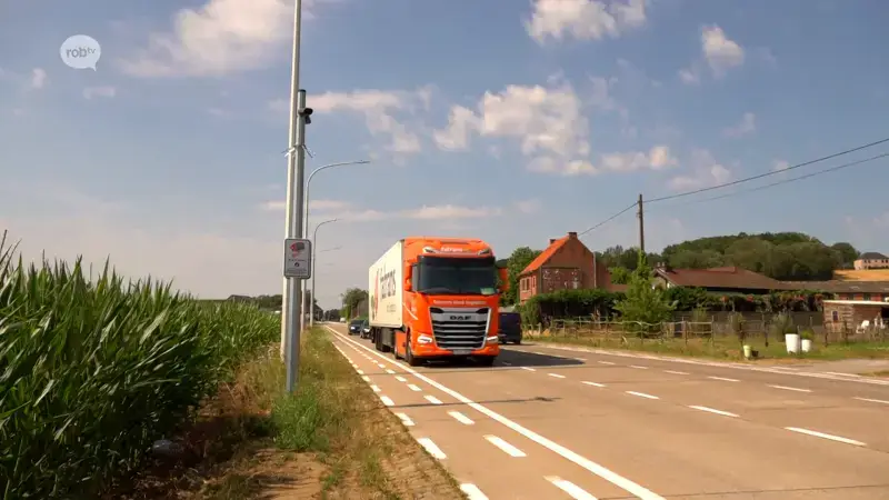 Nieuwe camera's voor trajectcontrole op de Halensebaan in Diest: "Pas dit najaar actief"