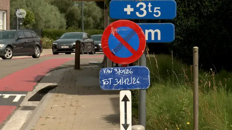 Fietspaden in de Dorpstraat in Bertem worden hersteld