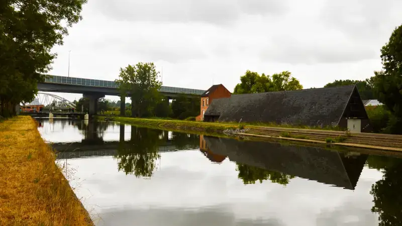 Stad Leuven organiseert pop-up zwemevenement in de Vaart: "Onderzoeken mogelijkheid voor permanente zwemzone "