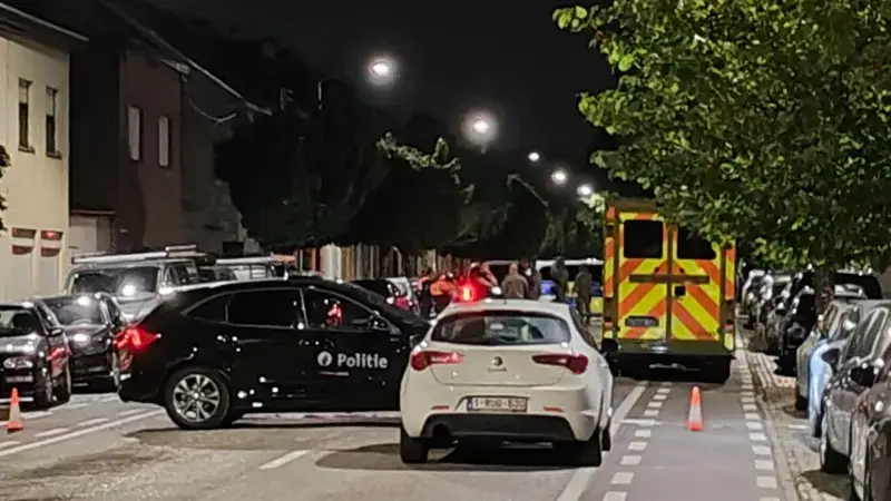Man (43) verschanst zich urenlang met vuurwapen in woning langs Mechelsesteenweg in Herent