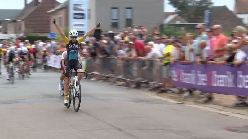 Lotta Huybrechts uit Okselaar is Belgisch kampioen bij tweedejaars nieuwelingen