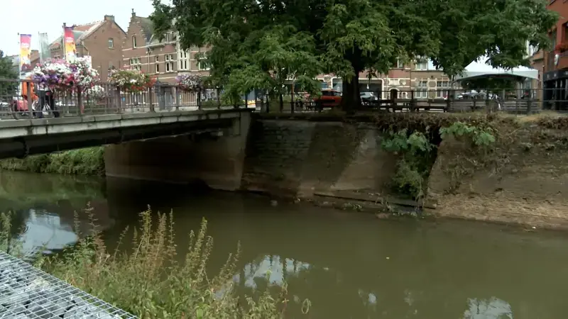 Fluvius ontdekt middeleeuwse water- en afvoerconstructie tijdens werken in Aarschot