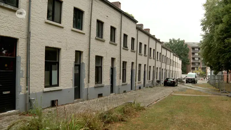 Renovatie van 17 sociale woningen aan de Pioengang gestart: "De daken worden vernieuwd en de huizen worden volledig heringericht"