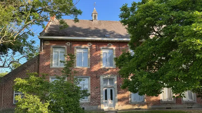Huidige uitbater van horecazaak in pastorie van Houwaart wordt erfpachter voor de komende vijftien jaar